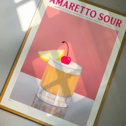 Affiche Cocktail - Elin Pk - Amaretto Sour-PSTR Studio New